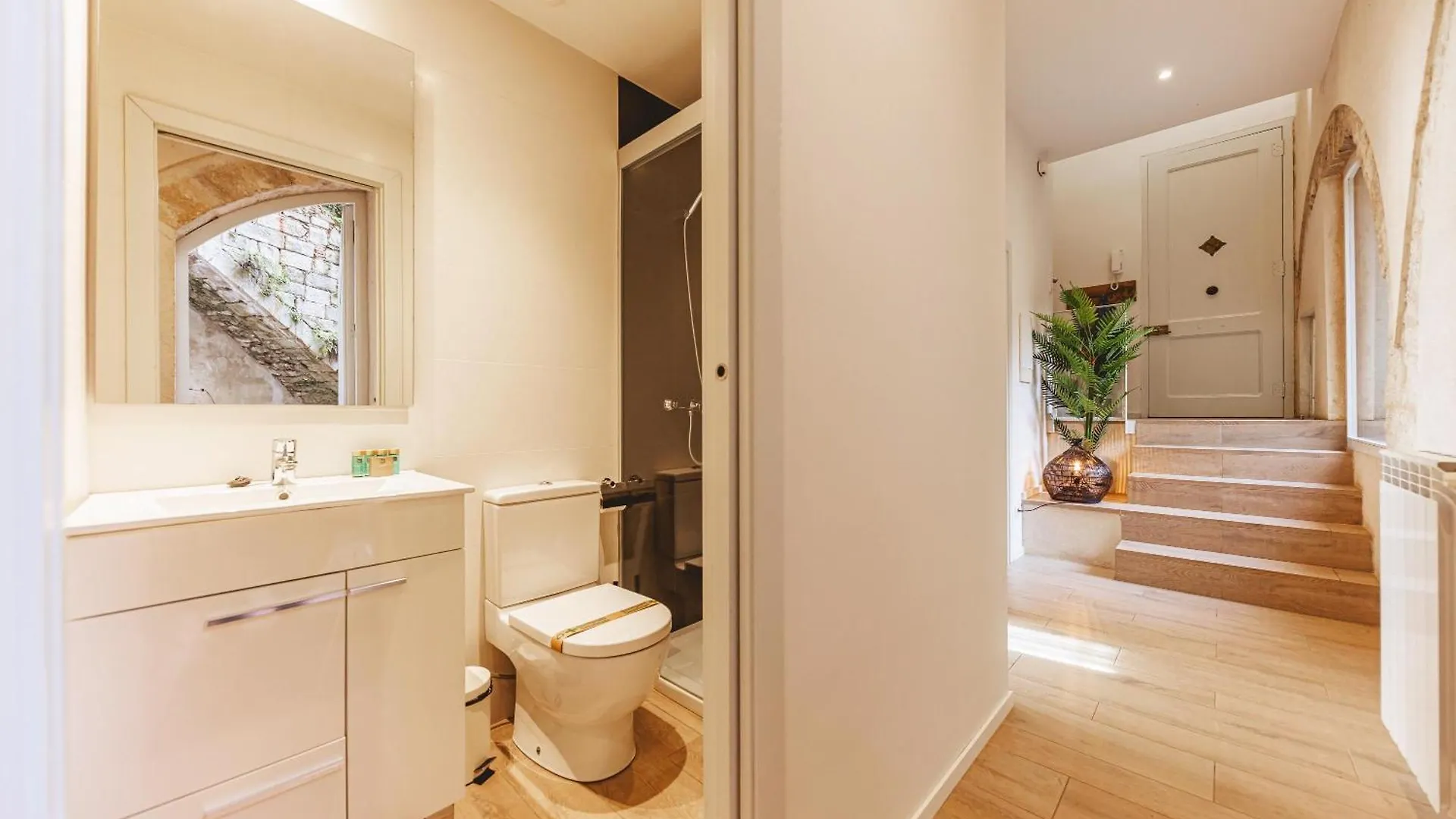 Bravissimo Llebre Duplex, With Patio Apartment Girona