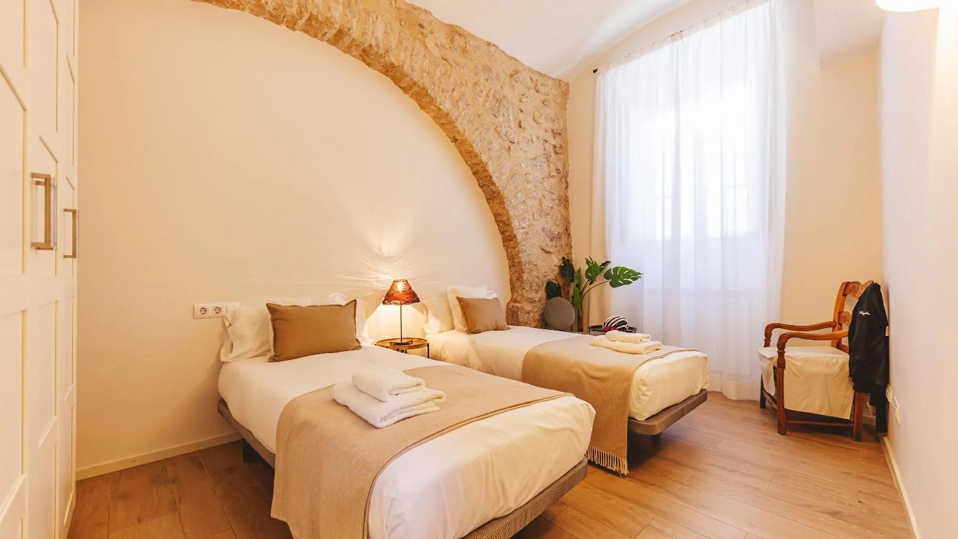 Bravissimo Llebre Duplex, With Patio Daire Girona İspanya